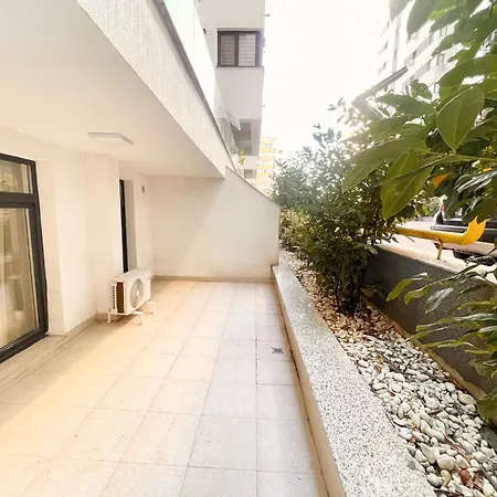 Appartement Address 16 *